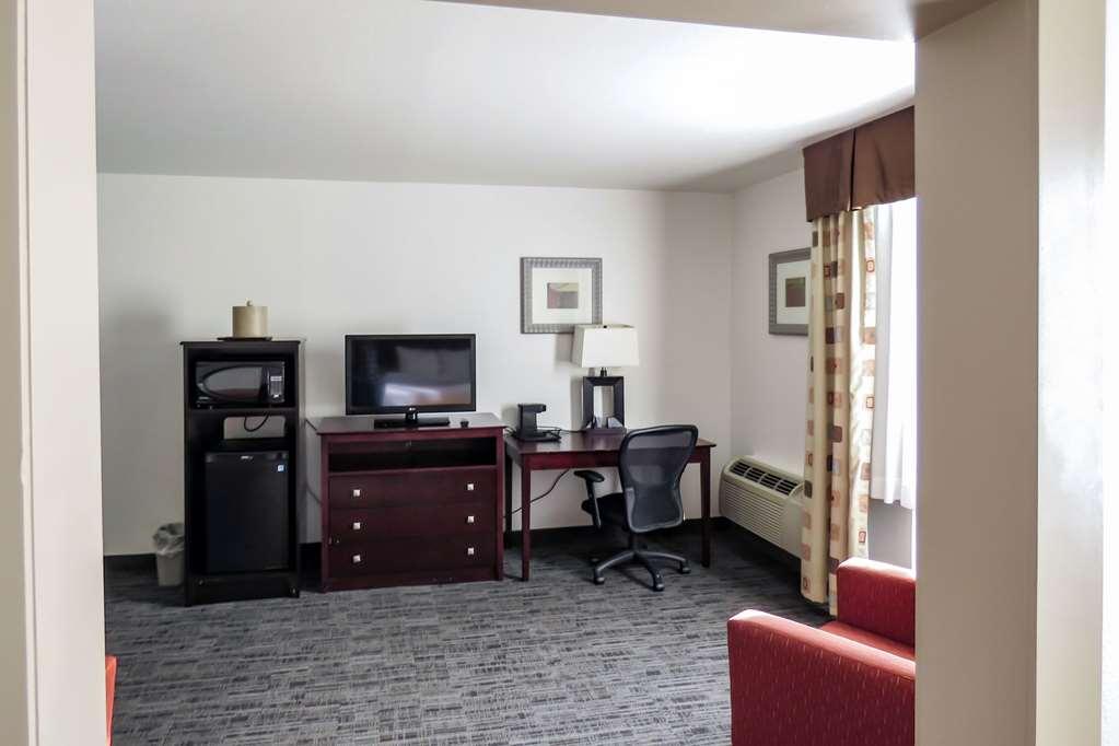 Quality Inn & Suites Everett Zimmer foto